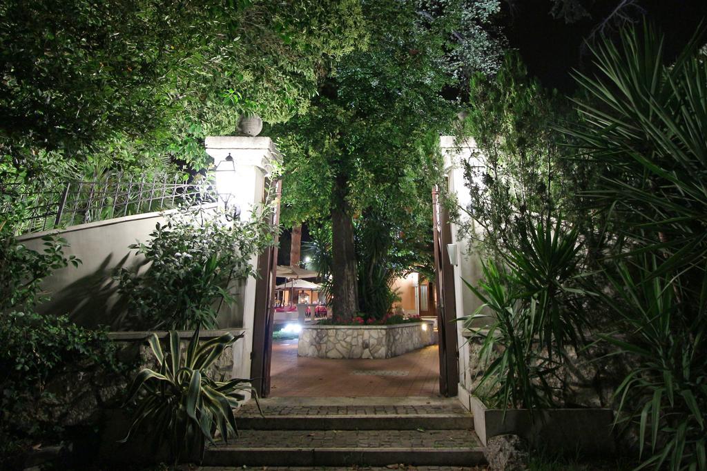 Villa Kappa Tívoli Habitación foto